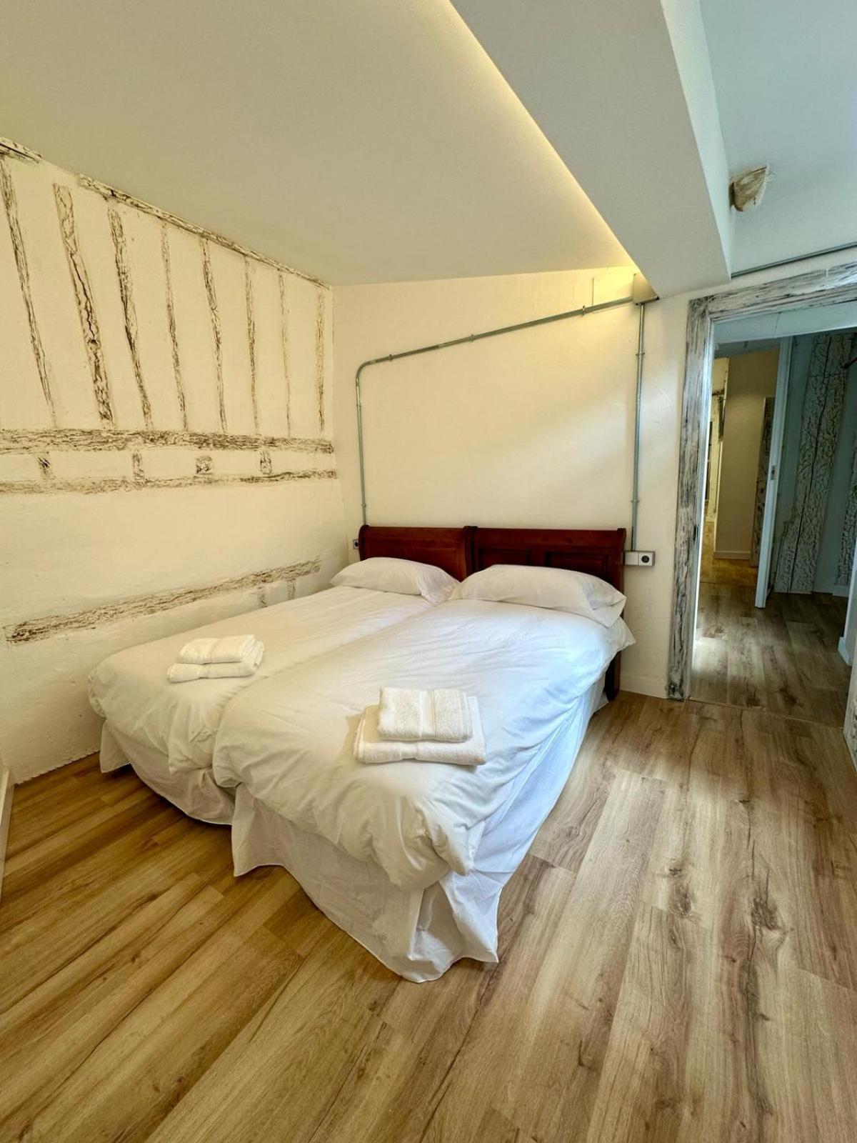 Apartamentos Carolina By Gaiarooms Leão Exterior foto