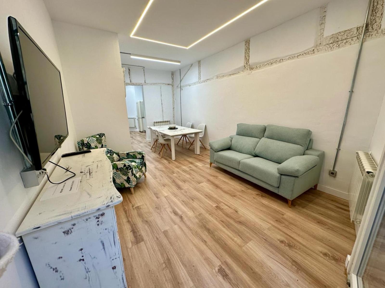 Apartamentos Carolina By Gaiarooms Leão Exterior foto